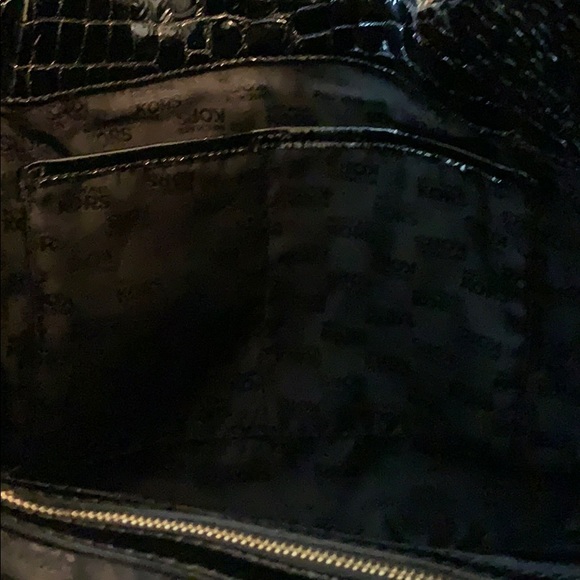 Michael Kors Black Patent Hobo Bag EUC! - Picture 8 of 10